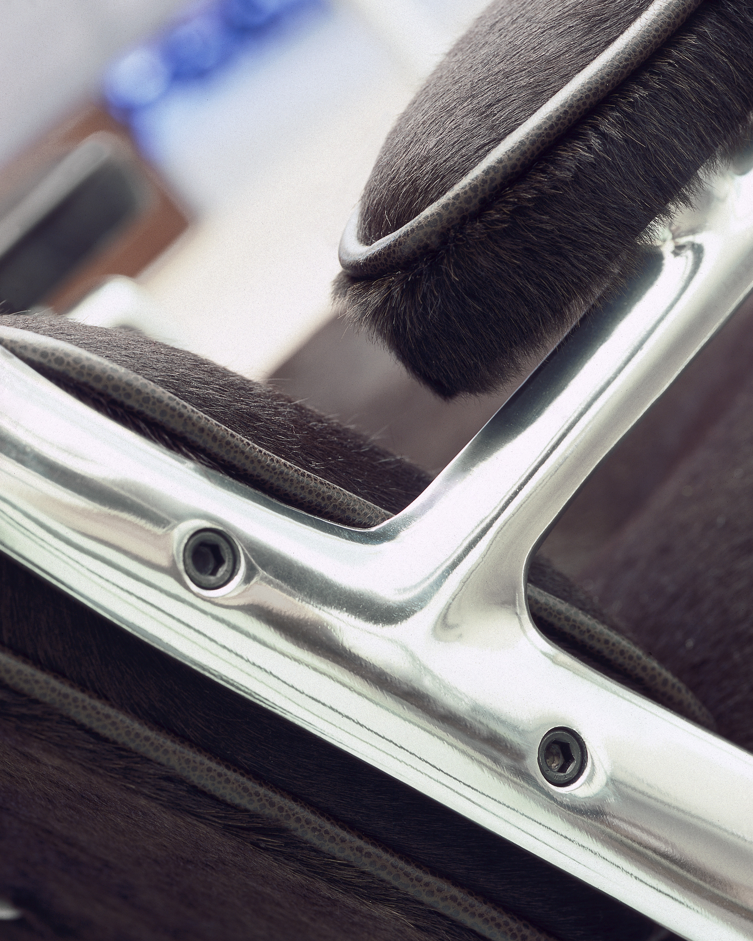 办公椅|现代真皮中班椅|办公火狐官方网站|火狐HUOHU（中国）火狐官方网站|伊姆斯软包罗宾椅